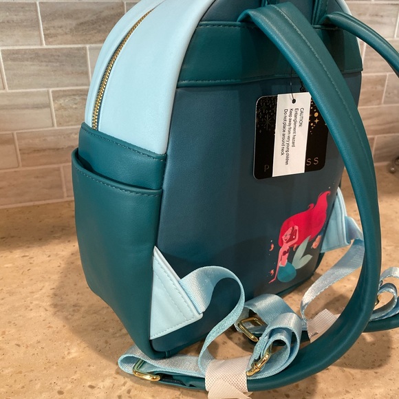 Disney Loungefly Little Mermaid Grotto Backpack - Picture 6 of 8